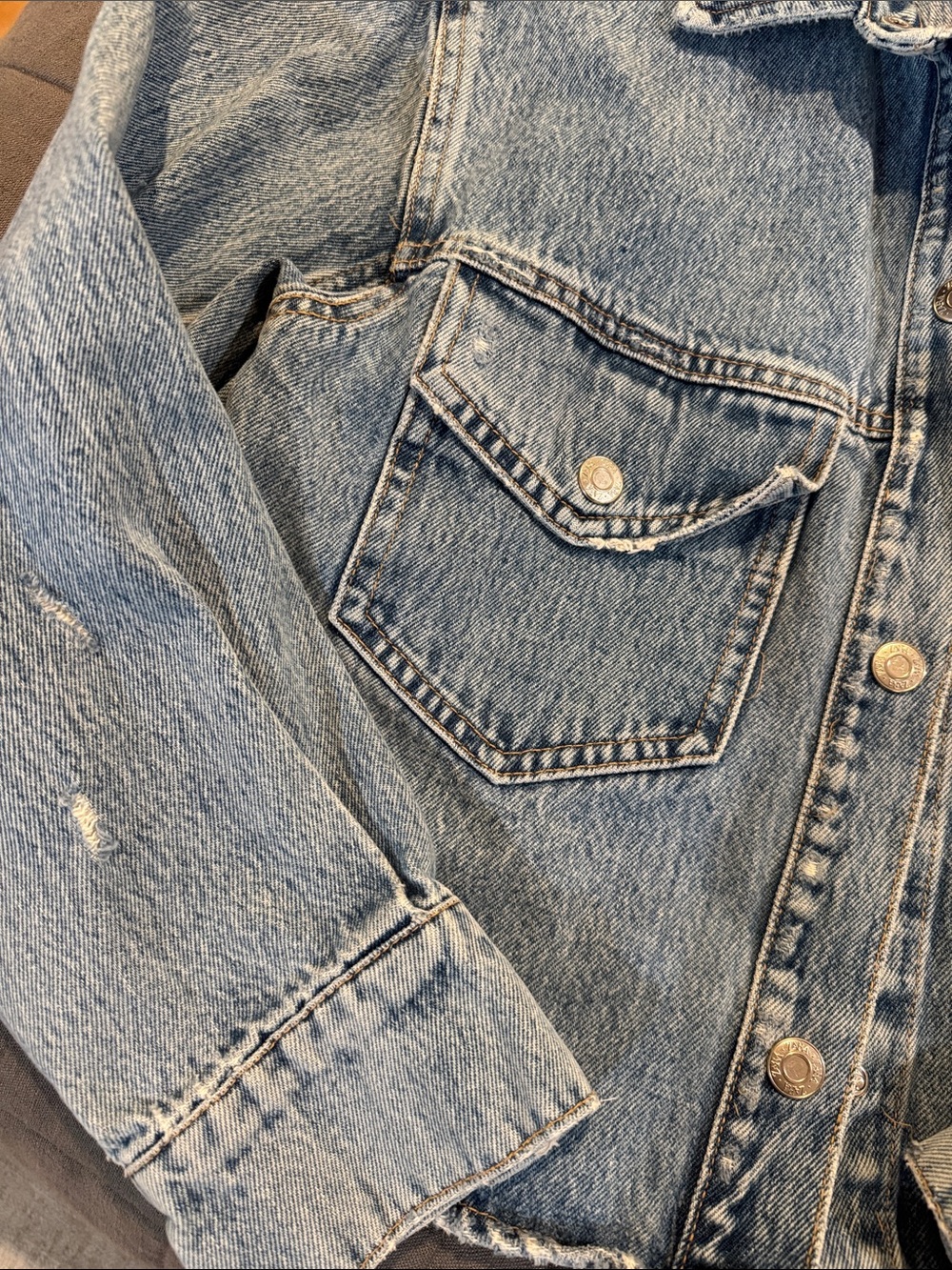 Zara Cropped Distressed Denim Jacket - Button Front - Picture 2 of 5
